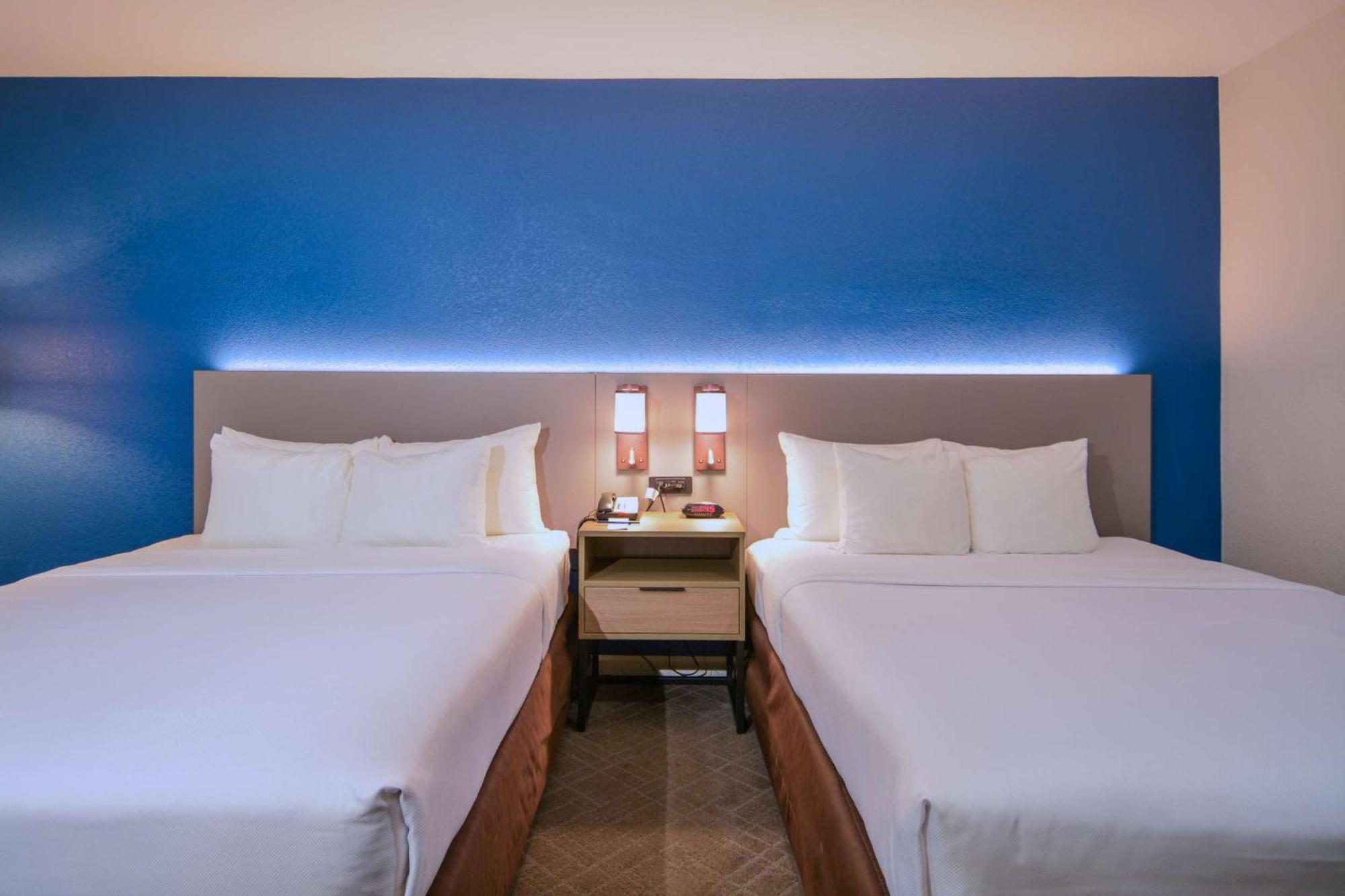 Comfort Inn & Suites Moreno Valley Near March Air Reserve Base Екстер'єр фото